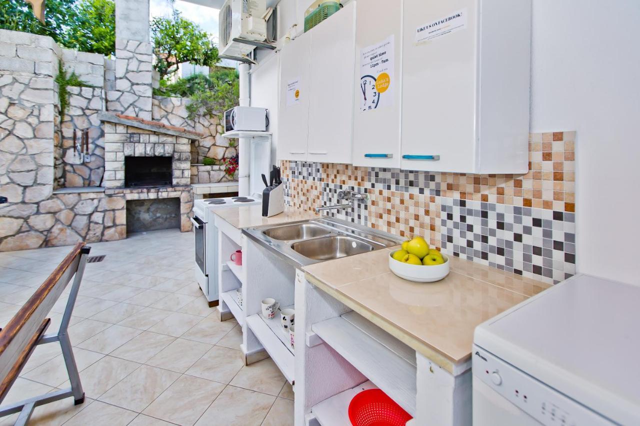 Luka'S Lodge Guesthouse & Hostel Hvar Town Exterior foto